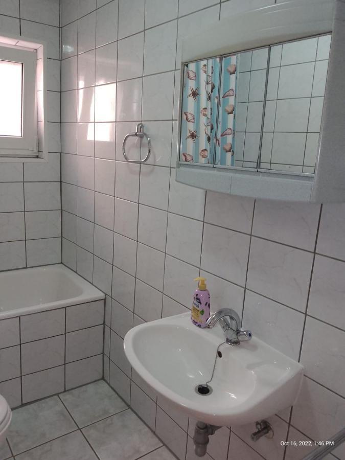 Apartman Tomic - Copacabana Beach Okrug Gornji Exterior photo